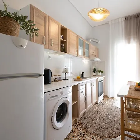 Boho With Balcony Swing Near Center *