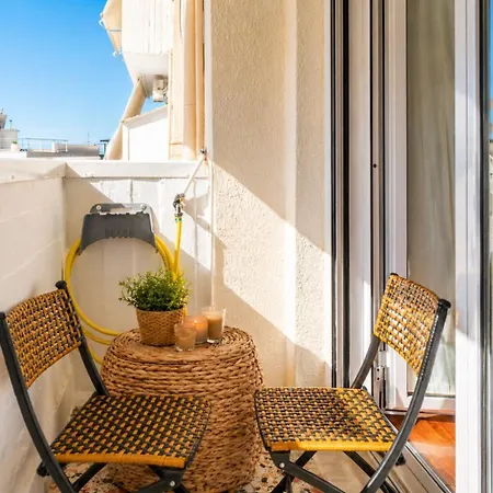 Appartamento Boho With Balcony Swing Near Center *