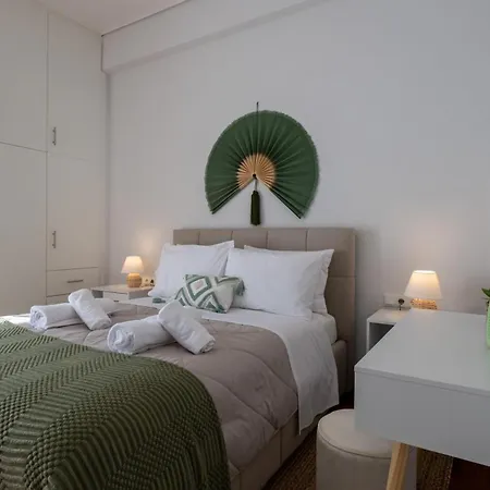 Boho With Balcony Swing Near Center Διαμέρισμα *