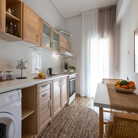 Boho With Balcony Swing Near Center Kalamata